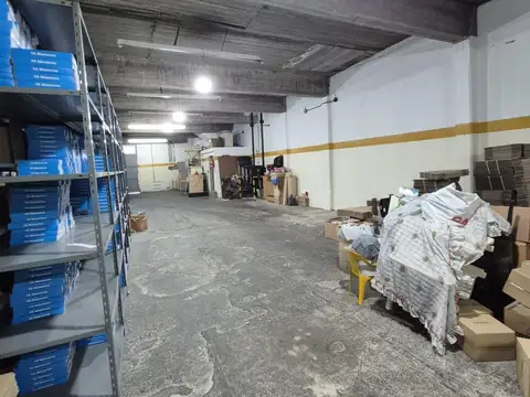 Galpon en Venta en Villa Lynch, USD 275.000