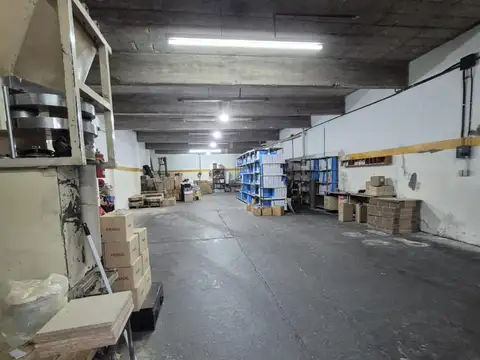 Galpon en Venta en Villa Lynch, USD 275.000