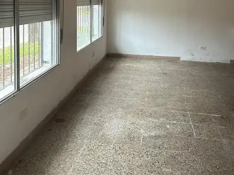 Local en Alquiler 25 años