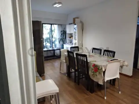 VENTA CASA EN LOTE PROPIO EN FLORES COCHERA TERRAZA