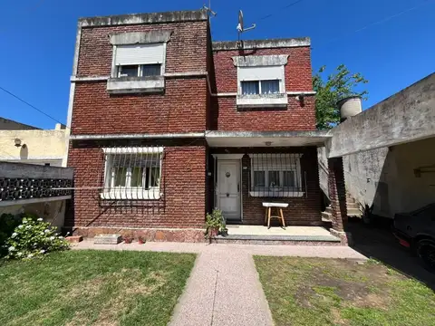 VENTA CASA LOTE PROPIO MULTIFAMILIAR MERLO