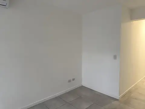 Oficina en Alquiler 62 años