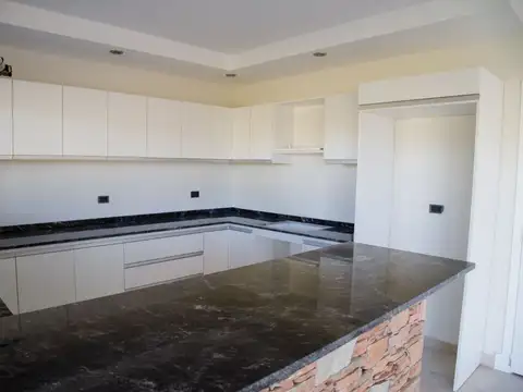 Puertos del Lago - Nordelta II - Escobar