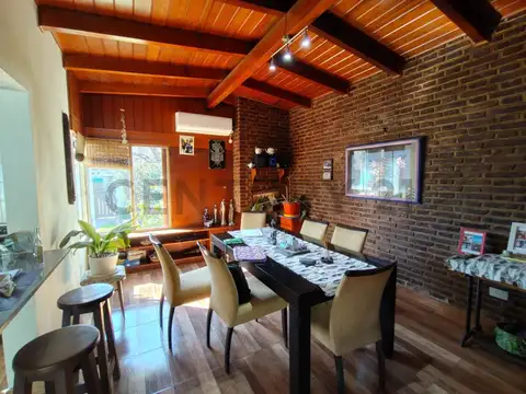 Casa con amplio lote de 100M2 | Calle 30 e/ 507 y 508 | Jose hernandez - la plata