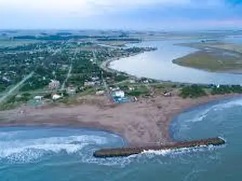 Hudson e/  Av. Capdevilla y Freije