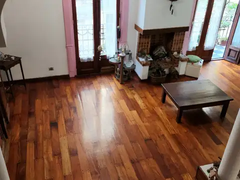 Depto Tipo Casa en Venta 60 años