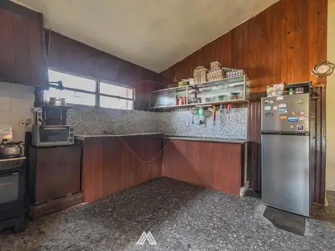 Venta de campo 5,8Ha. con casa en La Montañesa