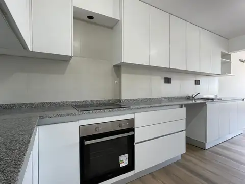 Rivadavia 15760 , Piso 7