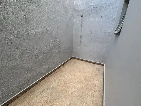Depto Tipo Casa 2 ambientes con 1 baño