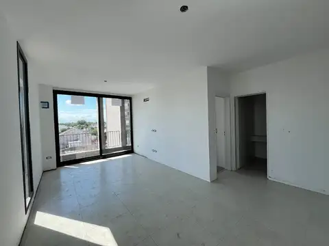 Av Pte J D Peron 3500, Piso 3