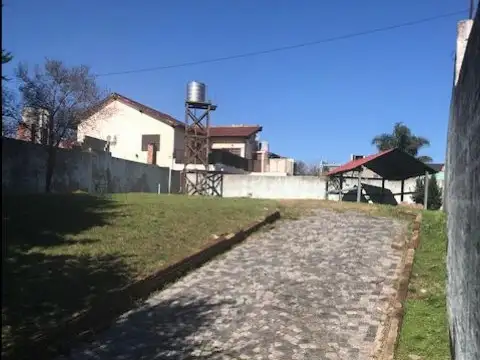 Terreno en Venta en Campana, USD 250.000