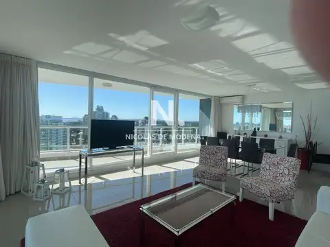 Departamento en Venta de 4 ambientes