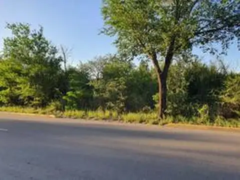 Terreno en Venta 63  mts Frente