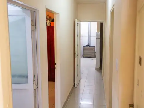 Casa 4 ambientes con 1 baño