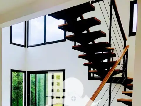 Casa en Venta en Las Golondrinas, USD 280.000