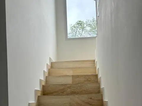 NORDELTA B LOS LAGOS 4 dorm VENTA