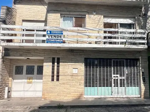 Casa con local en Don Torcuato