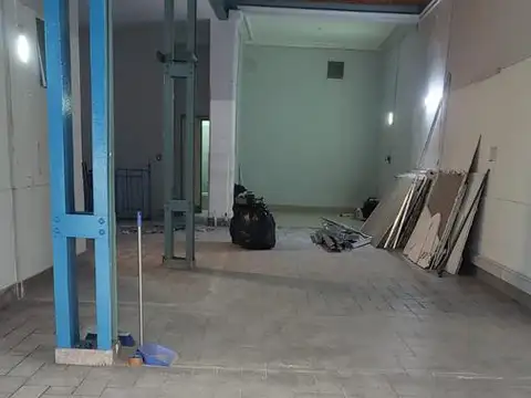 Local en Alquiler 50 años