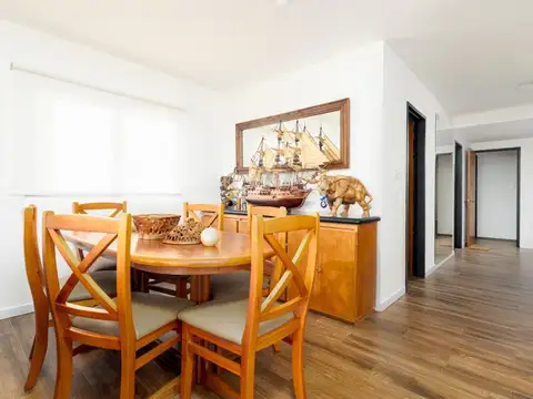 Departamento en Alquiler Temporal en Playa Mansa, USD 4.000