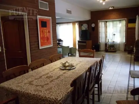 Saint Thomas sobre 2 lotes