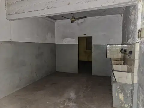 Galpon en Venta 45  mts Fondo