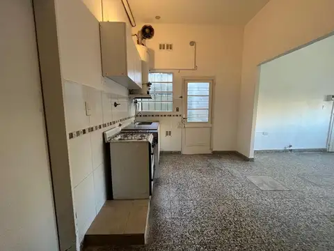 Depto Tipo Casa en Venta 27 años