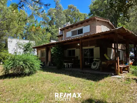 Casa en Venta con 1 cochera