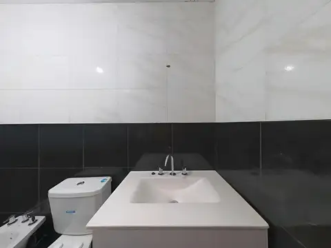 Valentín Alsina 1500