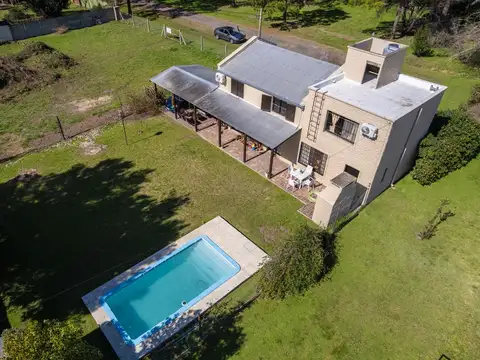 EN VENTA | Casa de 3 dormitorios en Funes