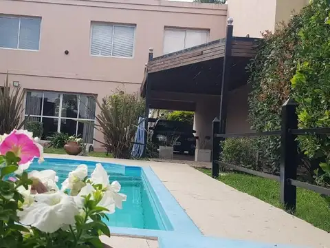 Casa en Venta en Roldan, USD 158.000