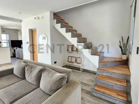 505 entre 8 y 9 , Piso 0