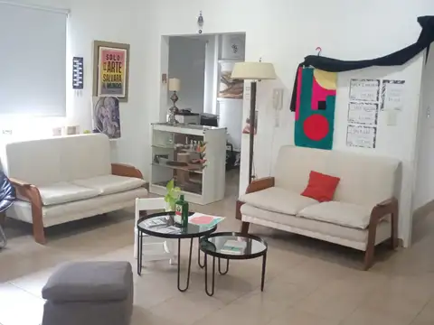 Local en Alquiler Via Pública