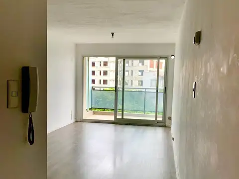 Monoambiente - Alquiler - Parque Rodó - Impecable