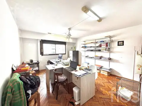 VENTA OFICINA CON BAULERA EN ZONA CENTRO - MAIPU AL 1100