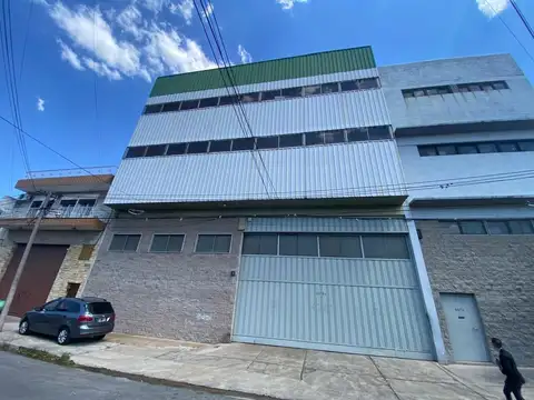 OPORTUNIDAD VENTA DEPOSITO GALPON ACCESO OESTE