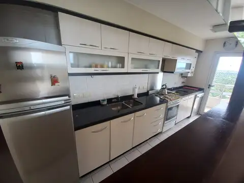 Departamento en Alquiler de 3 dormitorios
