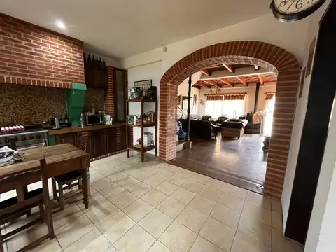 Casa en Venta en Manuel B Gonnet, USD 250.000