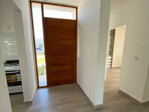 Santa Elena, Pilar del Este