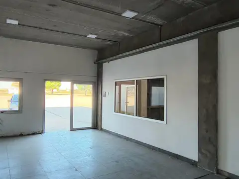 Galpon en Alquiler en San Lorenzo, USD 4