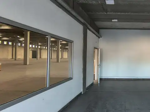 Galpones en San Lorenzo Acceso Norte