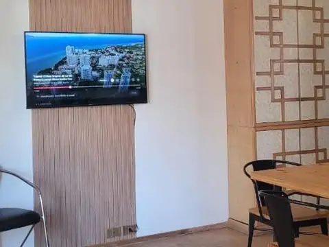 General Paz 100, Piso 7