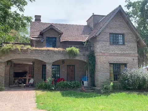 Venta Casa 5 amb Barrio Abierto Zarate Campana