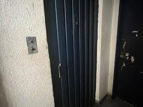 Local en Venta 40 años