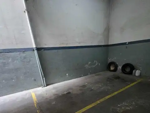 COCHERA EN VENTA PB. EXCELENTE UBICACION CABALLITO