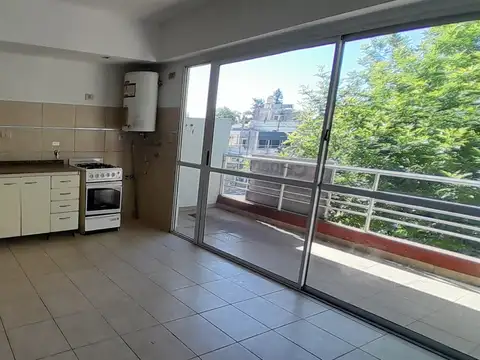 Depto. 2 ambientes c/ balcon