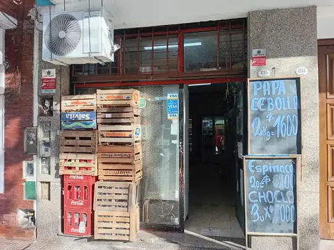 Local en Venta Via Púb.