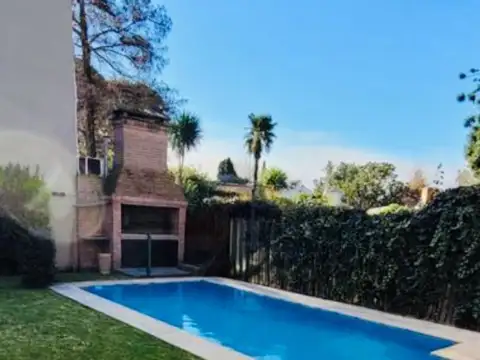 Casa en Venta en Don Torcuato, USD 320.000