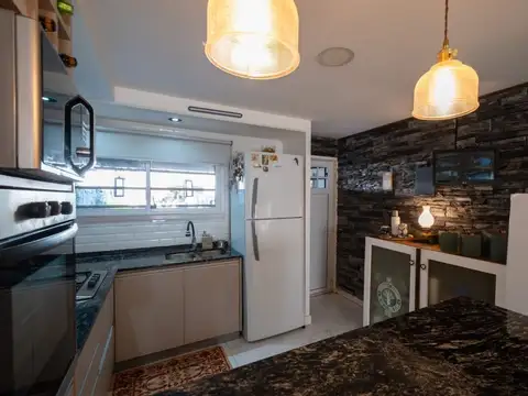 Depto Tipo Casa en Venta 5 años