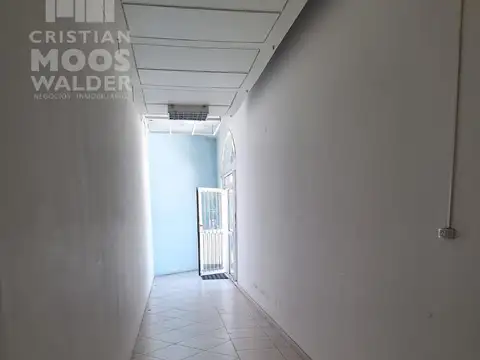 Oficina en Alquiler con 1 cochera