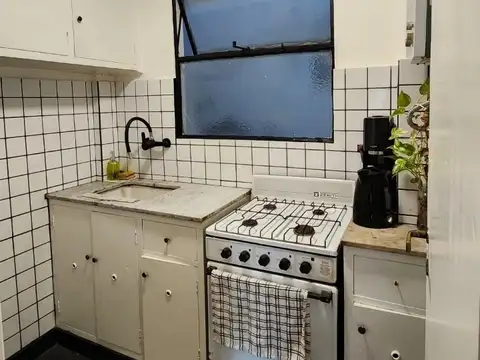 Saavedra 100, Piso 6